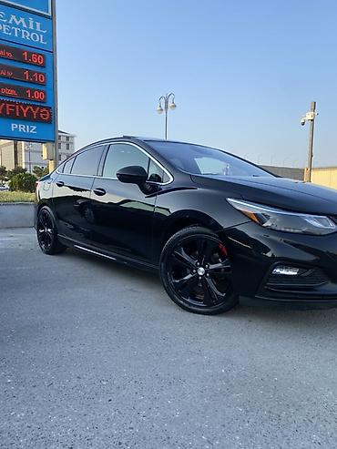 park masin: Chevrolet Cruze: 1.4 l | 2018 il 221090 km Sedan — 2