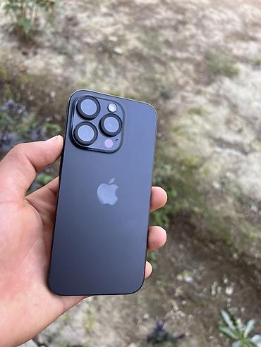Apple iPhone: IPhone 15 Pro, Б/у, 128 ГБ, Черный, Защитное стекло, Чехол, 88 % — 1