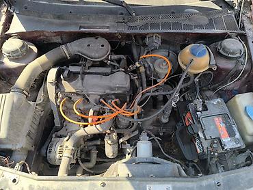 volkswagen passat b6: Volkswagen Golf: 1993 г., Механика, Бензин, Хэтчбэк — 1