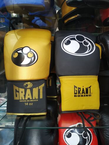 перчатки для бокса: Боксерские перчатки
Бокс
Оптом и в розницу