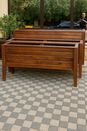 Çöl bitkiləri: 4 eded 2000*40 sm
9 eded 1.550*40 sm
Hamisi birlikde 1500 azn