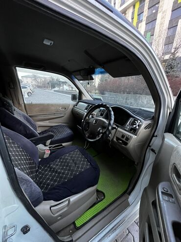 Honda: Honda Stepwgn: 2002 г., 2 л, Автомат, Газ, Минивэн — 9