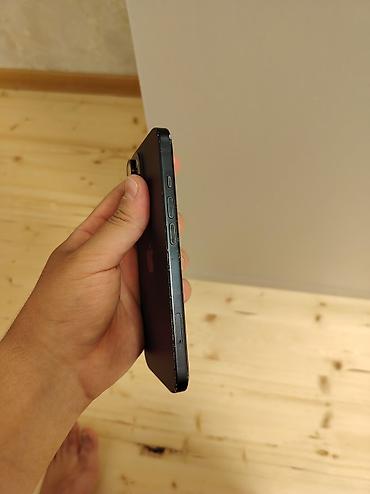 mac utu feni: IPhone 15, 256 GB, Black Titanium, Face ID, Simsiz şarj — 3