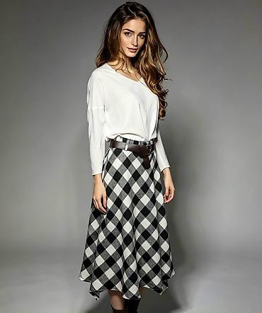 suknje za folklor: Karirane suknje: 2500 dinara
S M L XL — 3