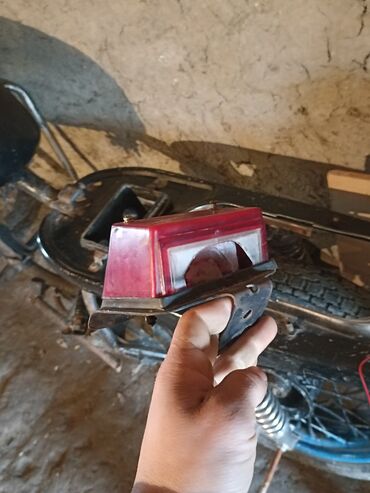 Motosiklet hissələri: Motosiklet Minsk125 vosxod ramaya yilib mator yığmaq lazımdı arxa — 14