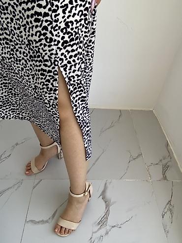 Юбки: Юбка миди с разрезом сбоку От 300 сом, оптом 250 сом в наличии 350 шт — 3