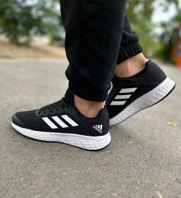 кроссовки адидас мужские оригинал кожаные: Мужские кроссовки, 40, Adidas, Новый, цвет - Черный, Бесплатная доставка