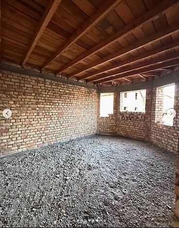 Продажа коттеджей и домов: 🏡 **Продаётся дом (ПСО)** 📍 Бишкек, р-н Военно-Антоновка 📐 Дом: 120 м² — 6