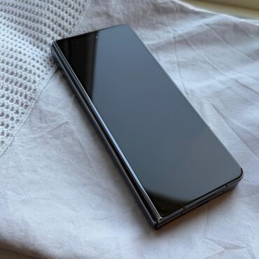 Уюлдук телефондор жана аксессуарлар: Samsung Galaxy Z Fold 5, Колдонулган, 256 ГБ, түсү - Кара, 2 SIM, eSIM