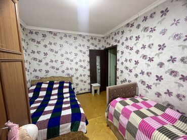 Həyət evləri və villaların satışı: 3 otaqlı, 70 kv. m, Orta təmir — 7