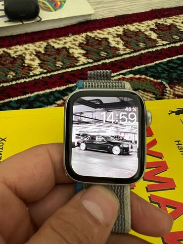 igrushki yo kai watch: Продаю Apple Watch SE GPS Aluminum 44mm 32г Цвет Серебро без