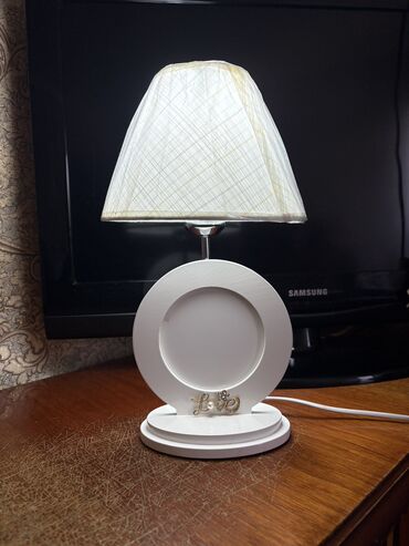 Stol lampaları: Yenidir qəti işlədilməyib altına şəkil qoyulur qoymayada bilərsiz -da lalafo.az — 8 Stol lampaları: Yenidir qəti işlədilməyib altına şəkil qoyulur qoymayada bilərsiz — 8