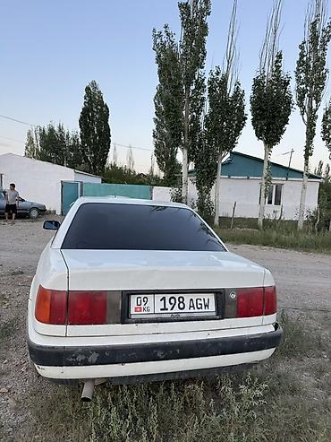 аудио касеты: Audi 100: 1991 г., 2 л, Механика, Бензин, Седан — 5