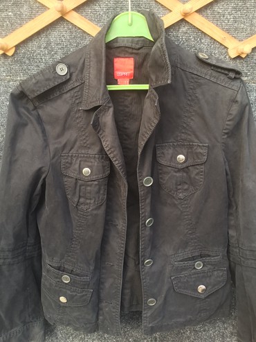 zenska kratka jakna italijanska markirana belfe: Zenska jakna firmirana Esprit velicina M bez znakova ostecenja