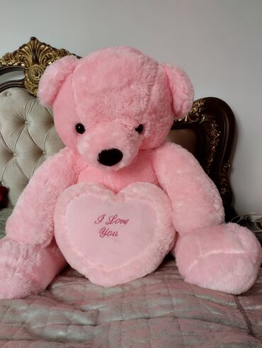 игрушки соника: Продаю медведя высота 1 метр на подарок просто шикарно, новый