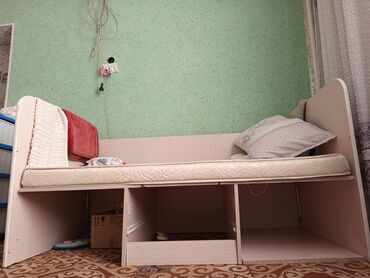 кровать полуторка с матрасом купить недорого: Детская кровать бежевого цвета, предназначенная для одного человека