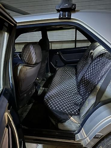sprinter 4 4: Mercedes-Benz 190: 1989 г., 2 л, Механика, Бензин, Седан — 2