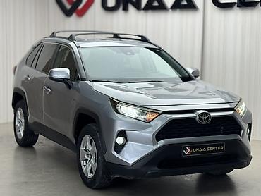 Toyota RAV4: 2021 г., 2.5 л, Бензин, Кроссовер — 1