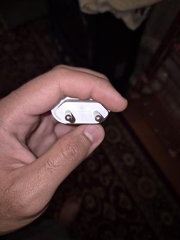 Мобильные телефоны и аксессуары: Orginal adapter iphone üçün rəsmi mağazadan alınıb ela vezyetdedir — 4