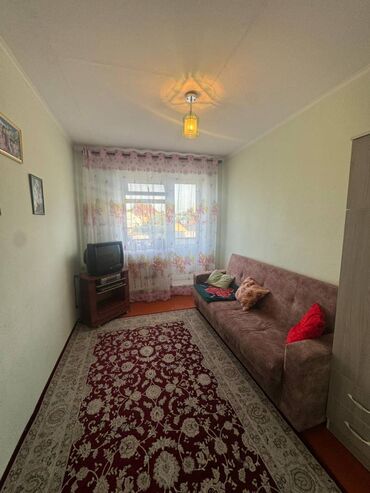 ак босого үй: 3 комнаты, 63 м², Индивидуалка, 2 этаж, Косметический ремонт