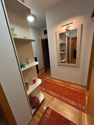 garaze: Dvosobni stan odlično stanje, prvi sprat, Sunčani breg, Vrnjačka Banja — 3
