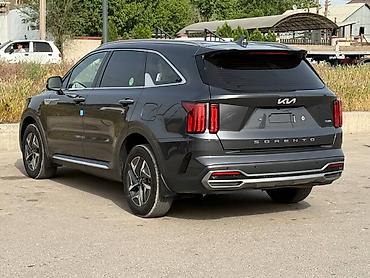 Kia: Kia Sorento: 2022 г. — 5