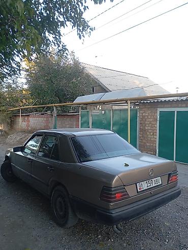 Продажа авто: Mercedes-Benz W124: 1989 г., 2.3 л, Механика, Бензин, Седан — 10