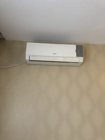 Şəxsi qulluq: Kondisioner Gree, 30-35 kv. m, Split sistem, Kredit yoxdur