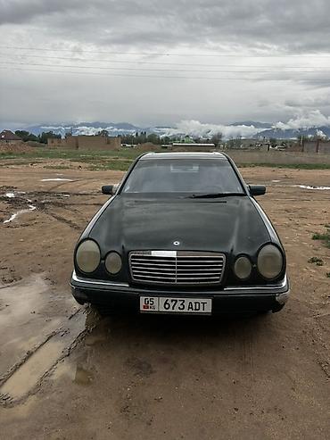 Mercedes-Benz E-Class: 1996 г., 2.3 л, Кол менен иштөөчү, Бензин, Седан — 2