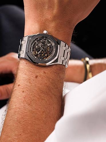 3d saat: Yeni, Qol saatı, Audermars Piguet, rəng - Gümüşü — 3