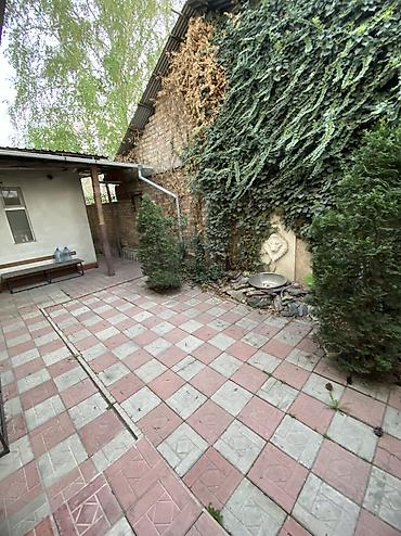 продажа домов в городе бишкек: Продаю, в центре города По Улице Бектенова — 4