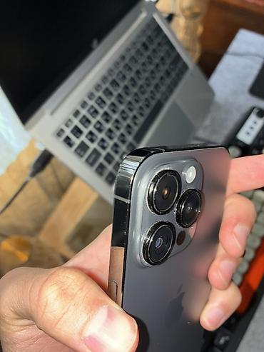 Apple iPhone: IPhone 14 Pro, Б/у, 128 ГБ, Черный, 92 % — 2