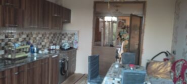 Həyət evləri və villaların satışı: 3 otaqlı, 275 kv. m, Kredit yoxdur, Orta təmir — 5