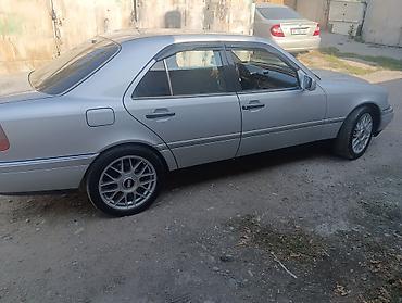 Mercedes-Benz E-Class: 1994 г., 3.2 л, Автомат, Бензин, Седан