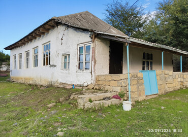 Həyət evləri və villaların satışı: Lerikin Noda kendinde. Heyet evi satilir. asfalta 2 degigelik yol — 1