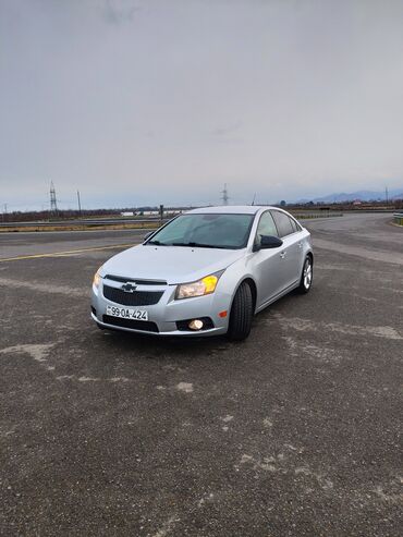 şevralet: Chevrolet Cruze: 1.4 l | 2013 il | 230000 km Sedan