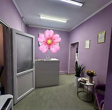 Аренда помещений свободного назначения: Сдается коммерческое помещение в золотом квадрате. Участок 3 .7 сотки — 8