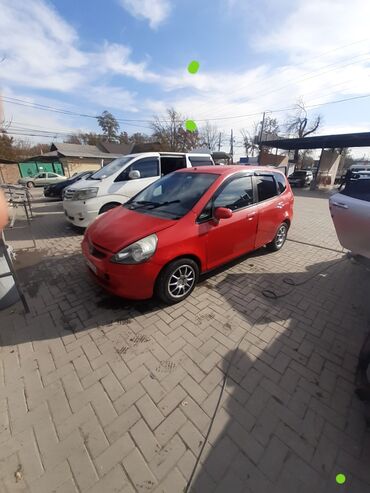 Honda: Honda Fit: 2001 г., 1.3 л, Автомат, Бензин, Седан