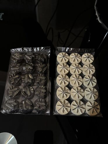 Nərdlər: Nerd daşları
Çeşid hal hazırda var
Çatdırılma var
Zakaz var — 14