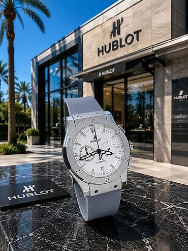 ultra saat: Hublot avtomatik xronoqraf saat kolleksiyası - Model: Hublot (Classic — 7