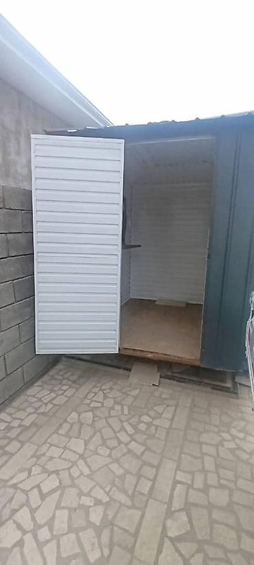 3 room flat: Передвижной металлический киоск/будка на прицепном шасси — 4