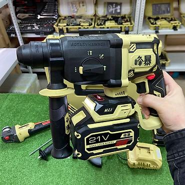 sds max: Аккумуляторный набор электроинструмента 21V в чемодане Состав набора — 5