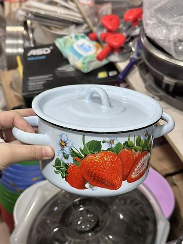 купить ведро эмалированное с крышкой: Эмалированная кастрюля с крышкой - Материал: стальная кастрюля с — 1