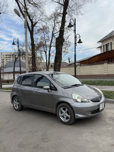 Honda: Honda Fit: 2003 г., 1.3 л, Вариатор, Бензин, Хэтчбэк — 2