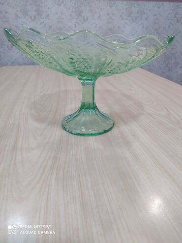 Другая посуда: Продаю вазу - фруктовницу, художественное стекло СССР