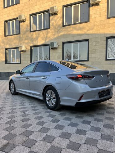 Hyundai: Hyundai Sonata: 2019 г., 2 л, Гибрид — 8