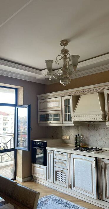 Uzunmüddətli kirayə mənzillər: Tibb Universitetinin yanında 20 mərtəbəli binanın 15-ci mərtəbəsində 3 — 6