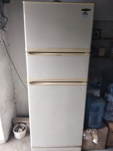 трехкамерный холодильник: Холодильник Трехкамерный