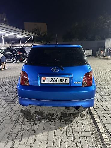 хорошие машины: Toyota Ist: 2002 г., 1.3 л, Автомат, Бензин, Хэтчбэк — 1