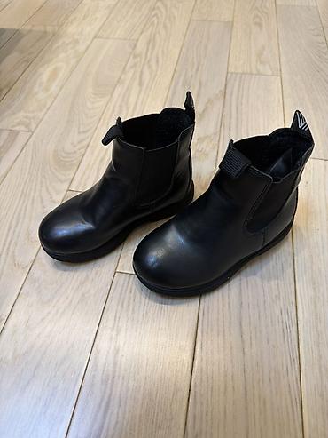 ugg bakü: Uşaq üçün qara botlar Brend: H&M Və ayaqqabı qız üçün (ikisi — 2